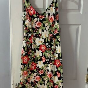 Sz 14 Jones New York Signature tropical colored dress
